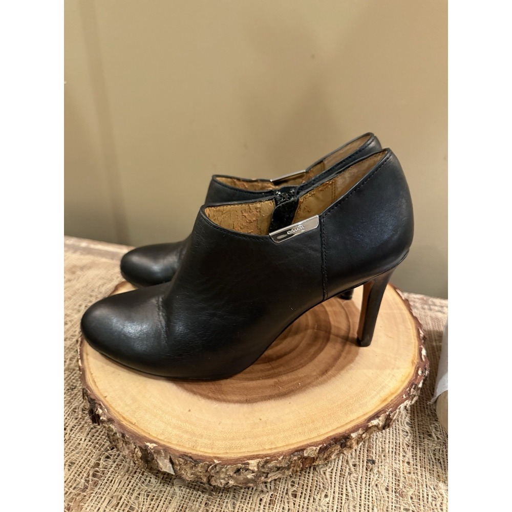 COACH Seneca Black Leather Women's Ankle Booties Size 8B
